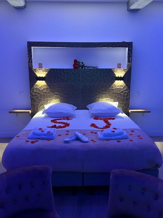 Chic & Jacuzzi Apartment จิวอรส์ ภายนอก รูปภาพ